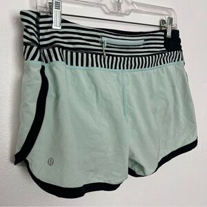 Lululemon - Hotty Hot Shorts - L